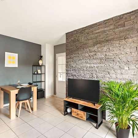 T2 Paisible Vaise, Avec Parking Metro Direct Bellecour Appartement Lyon Buitenkant foto