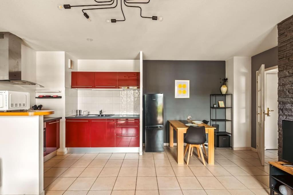 T2 Paisible Vaise, Avec Parking Metro Direct Bellecour Appartement Lyon Buitenkant foto